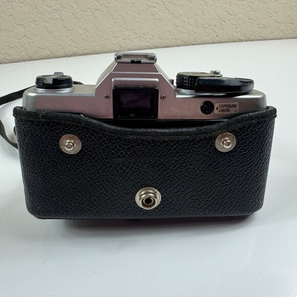 Yashica FX-7 35mm SLR Film Camera ML Zoom 42-75mm 1:3.5-4.5 Lens UNTESTED VTG - Picture 8 of 10